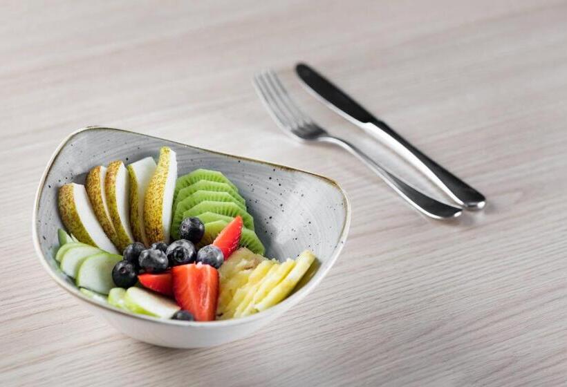 Ac Hotel Milano By Marriott