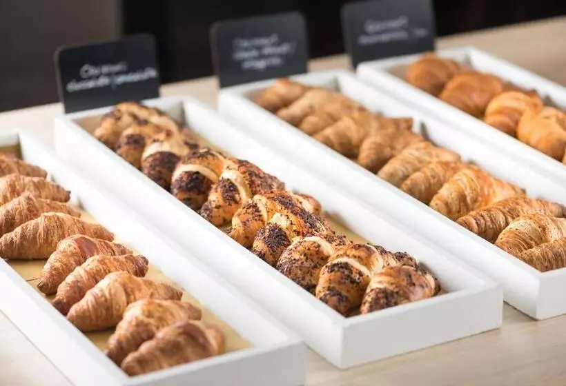 Ac Hotel Milano By Marriott