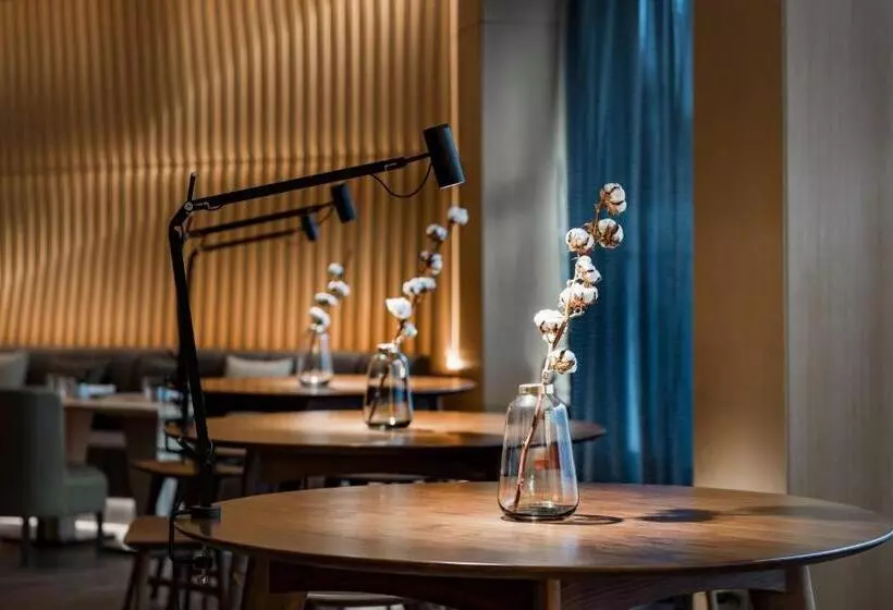 Ac Hotel Milano By Marriott