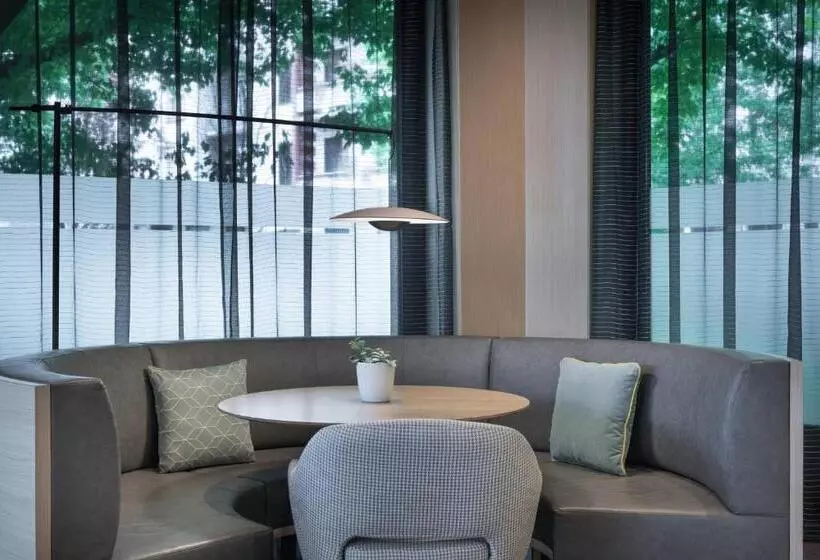 Ac Hotel Milano By Marriott