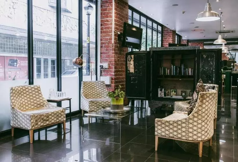 בית מלון כפרי Cape Diamond Boutique