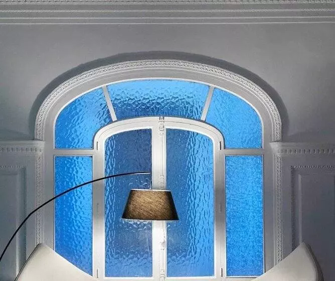 Отель Chic & Basic Born Boutique