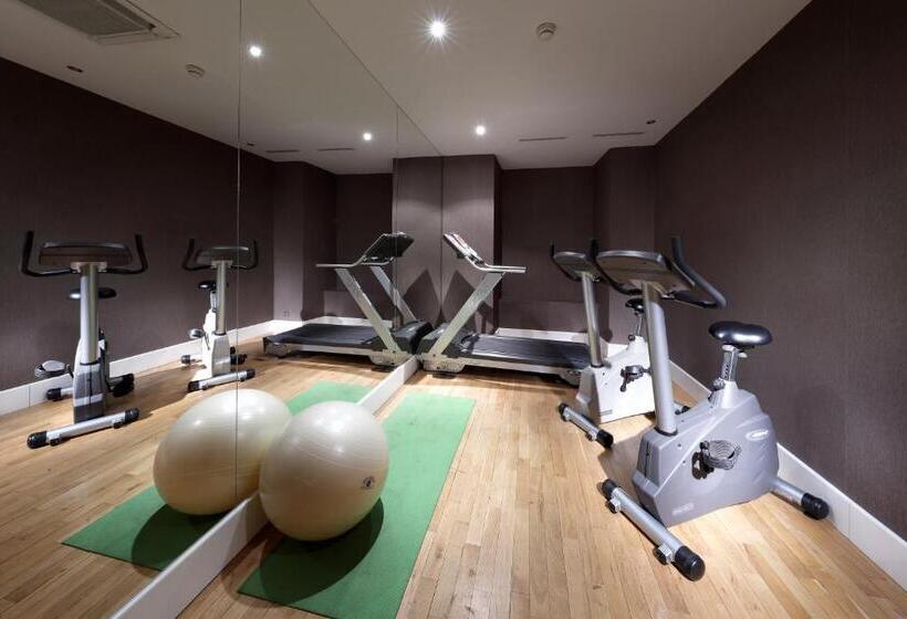 هتل Eurostars Thalia