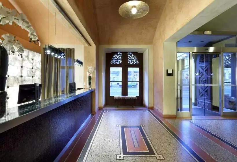 هتل Eurostars Thalia