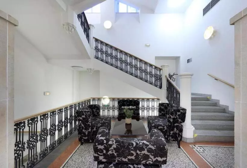 هتل Eurostars Thalia