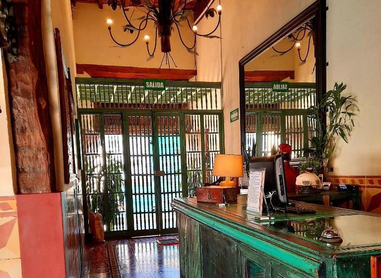 هتل La Posada Del Doctor