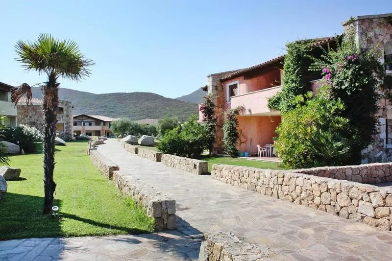 Отель Le Corti Di Marinella