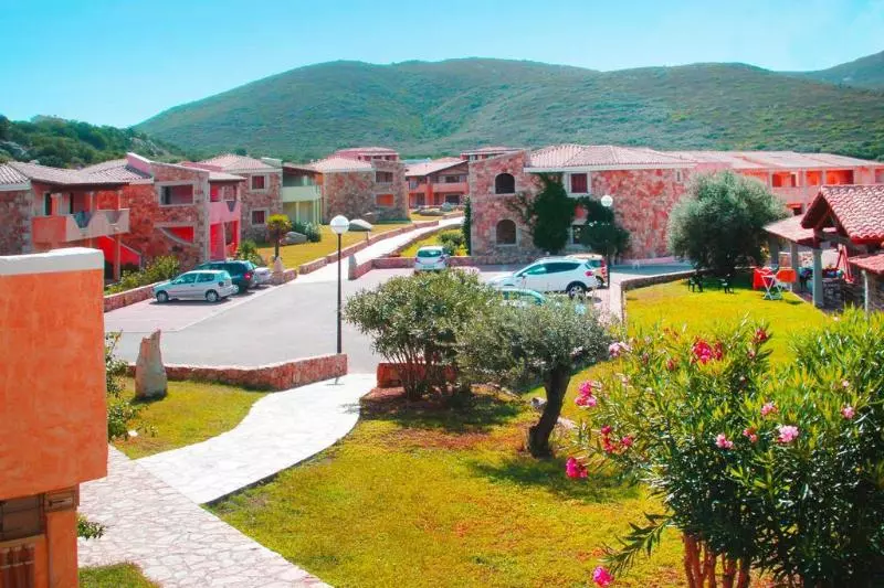 Отель Le Corti Di Marinella