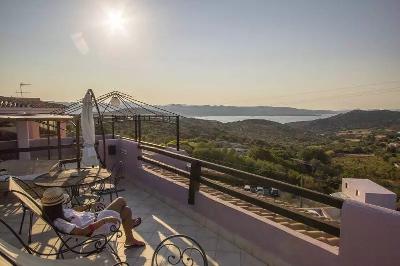 Отель Li Graniti