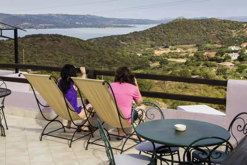 Отель Li Graniti