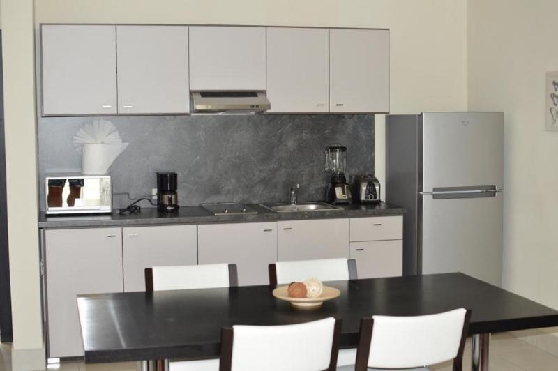 هتل Lifestyle Crown Residence Suites