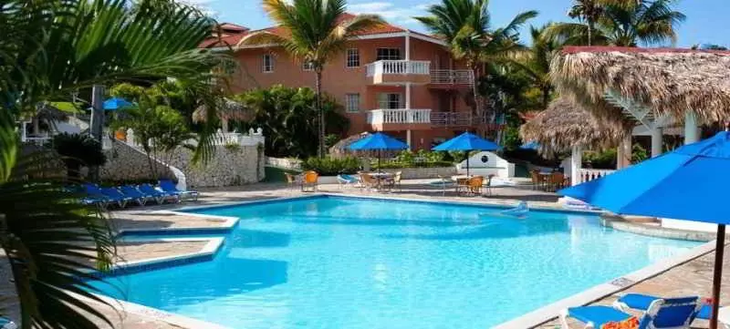 בית מלון כפרי Lifestyle Crown Residence Suites