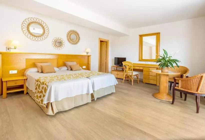 בית מלון כפרי Ona Palmira Paradise Paguera