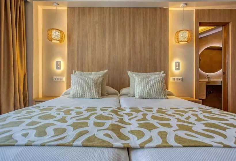 בית מלון כפרי Ona Palmira Paradise Paguera