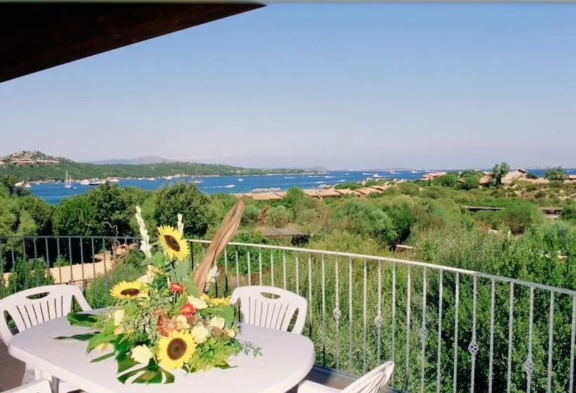 هتل Residence Le Corti Di Marinella