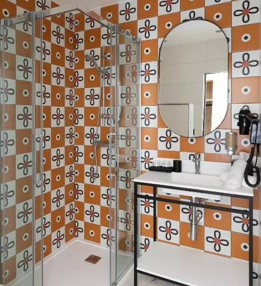 Отель Santateresa