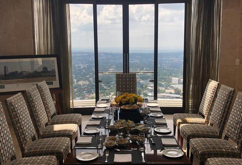 Hôtel The Michelangelo Towers