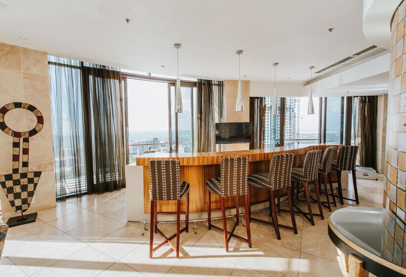 Hôtel The Michelangelo Towers