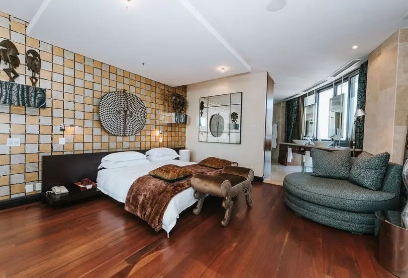 ホテル The Michelangelo Towers