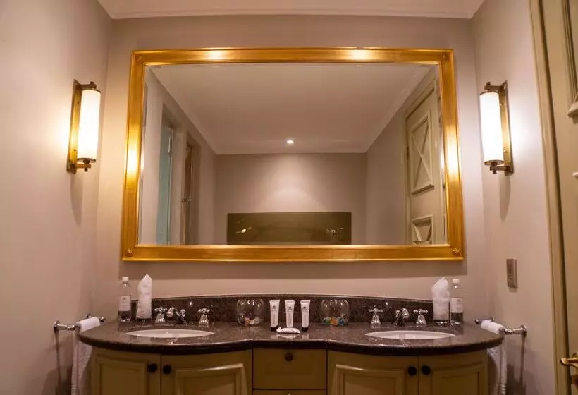 ホテル The Michelangelo Towers