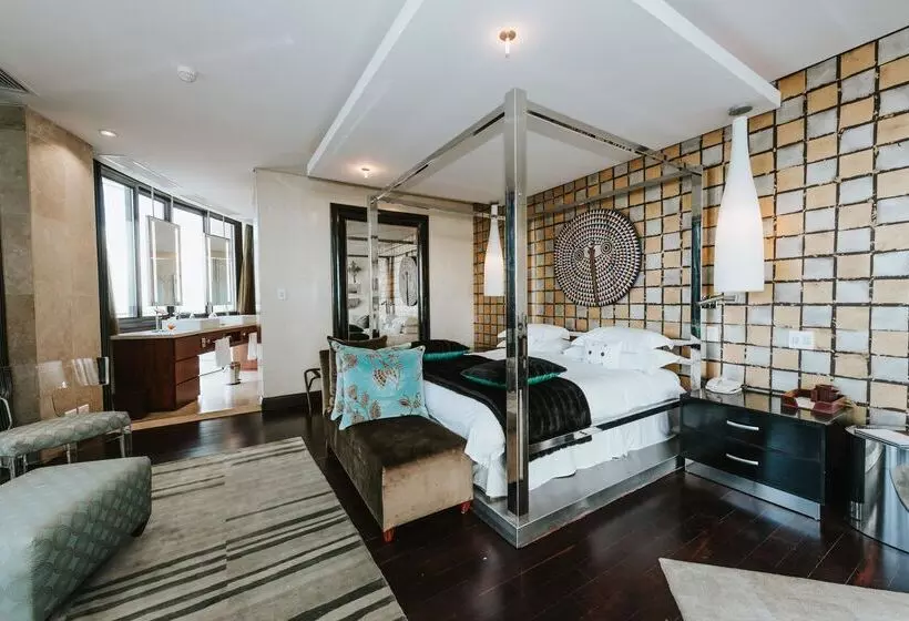 ホテル The Michelangelo Towers