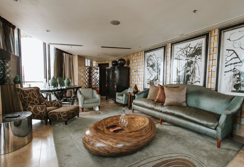 Hôtel The Michelangelo Towers