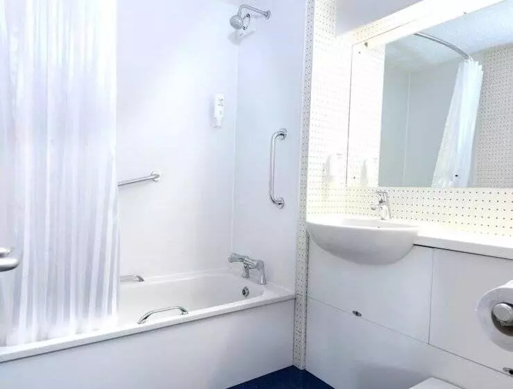 호텔 Travelodge Waterford