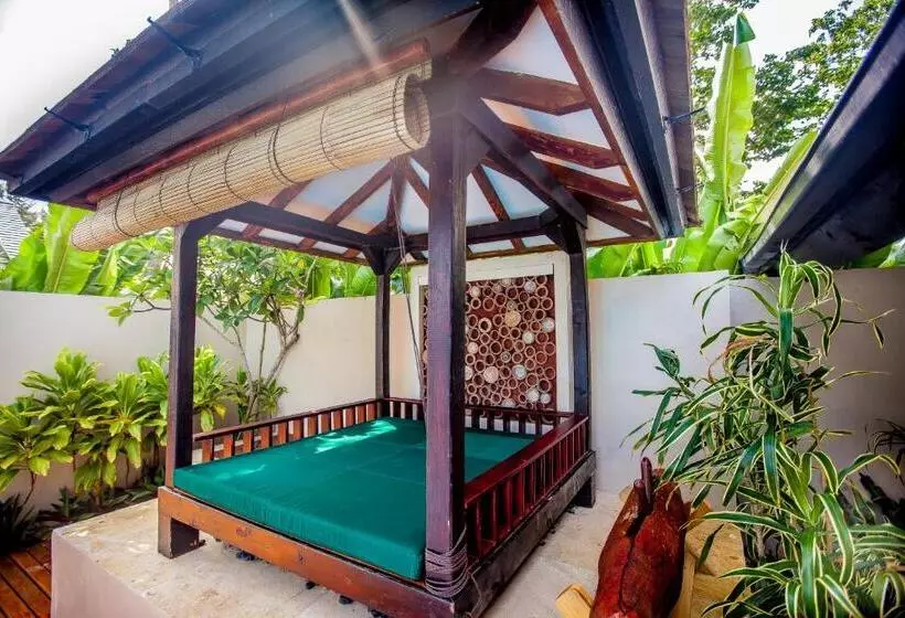 Warwick Le Lagon Resort & Spa, Vanuatu