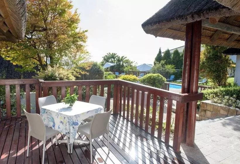 Whalesong Hotel & Spa