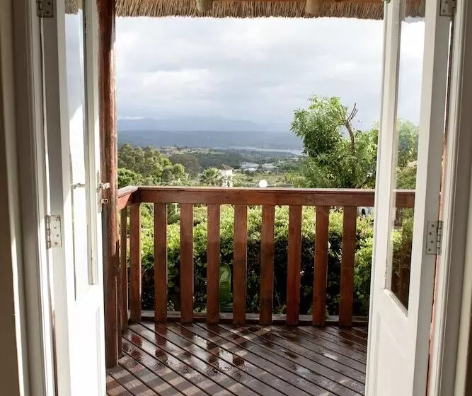 Whalesong Hotel & Spa