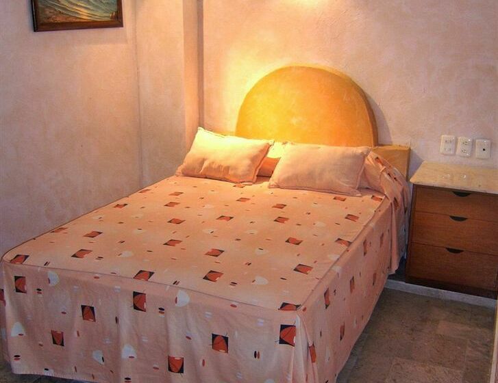 Costa Sol Hotel & Villas