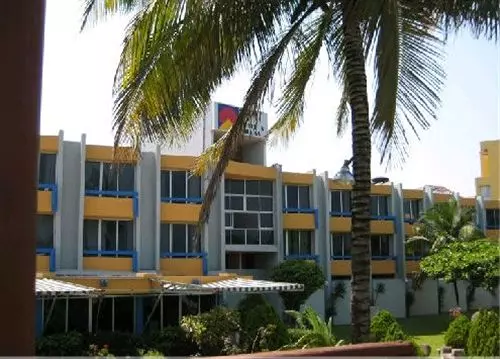 Costa Sol Hotel & Villas