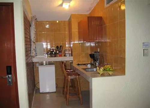 Costa Sol Hotel & Villas