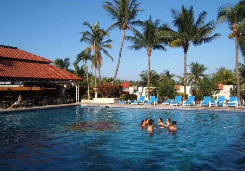 Costa Sol Hotel & Villas