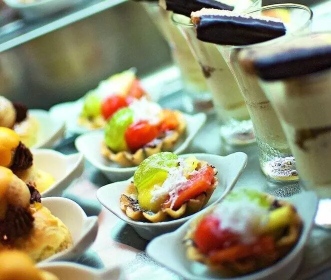 هتل Ambre Adults Only