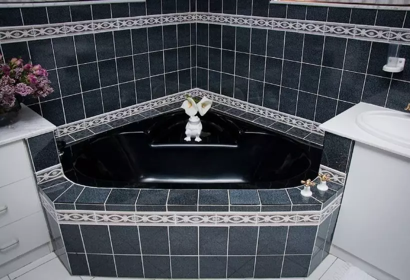 ホテル At Winkfield House