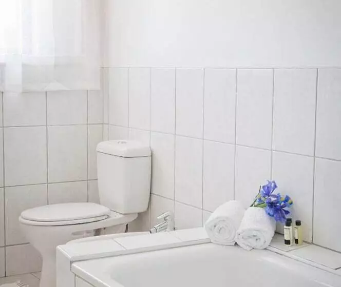 ホテル At Winkfield House