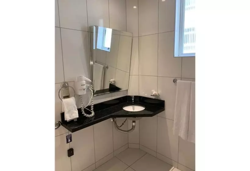 هتل Centro Europeu