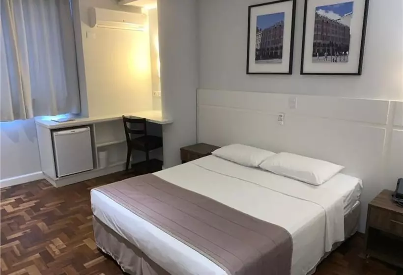 هتل Centro Europeu