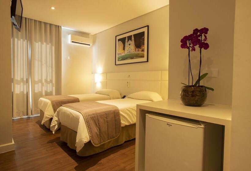 ホテル Centro Europeu