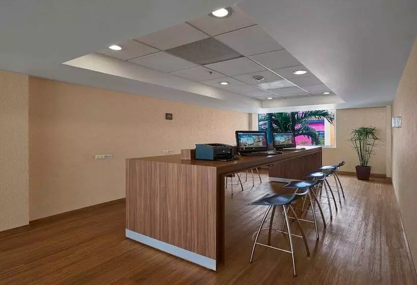 هتل City Express By Marriott Tuxtla Gutiérrez