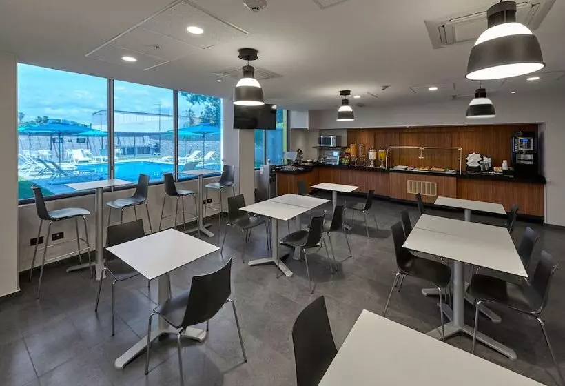 هتل City Express By Marriott Tuxtla Gutiérrez