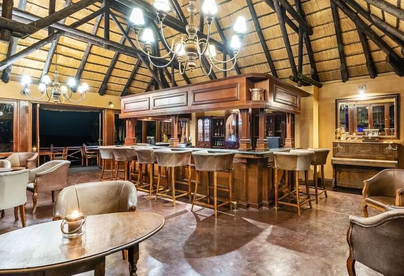 هتل Epacha Game Lodge & Spa