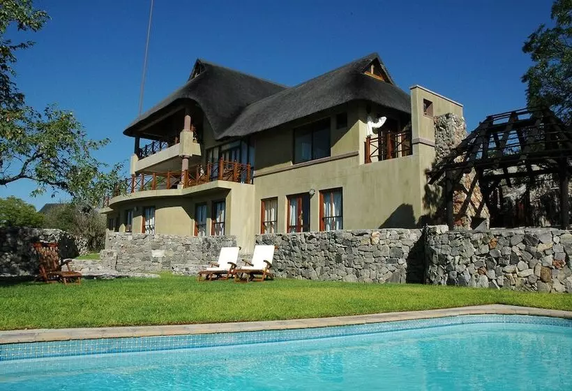 هتل Epacha Game Lodge & Spa