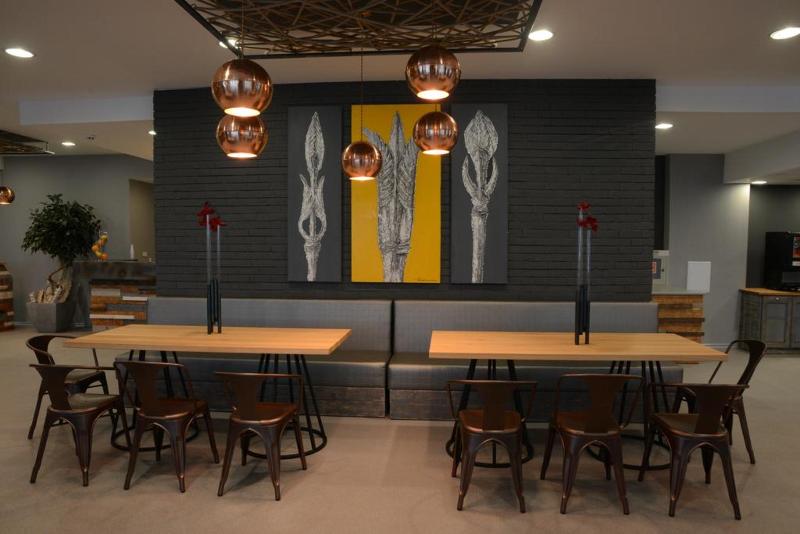 هتل Gladiola Star