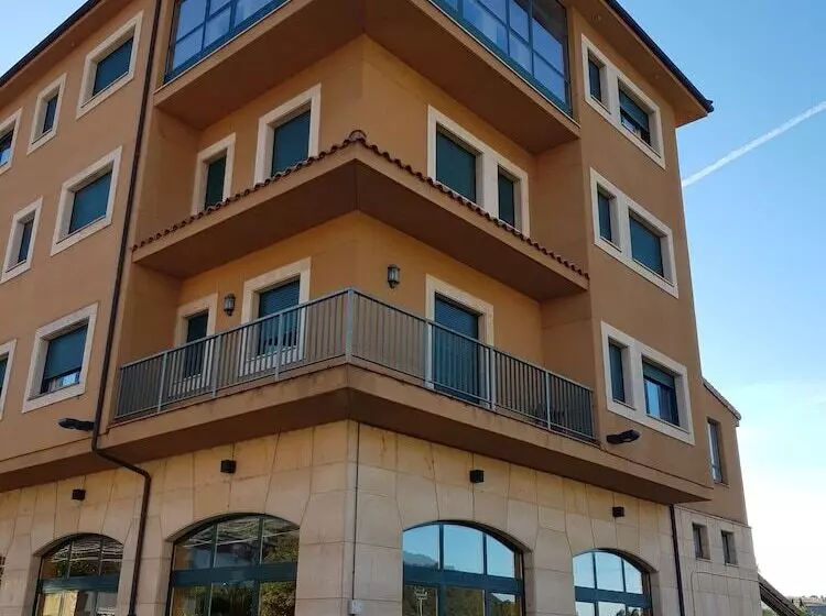 ホテル Spa Puerta Vadinia