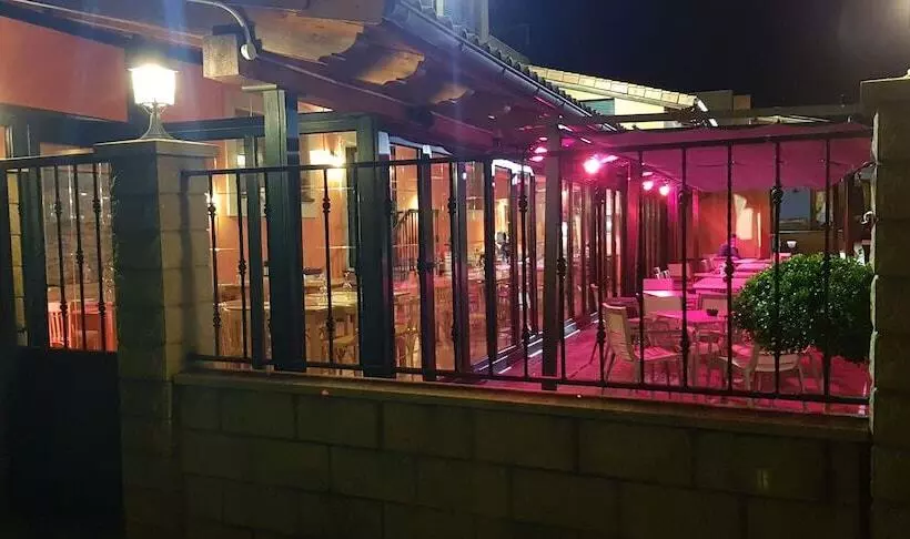 ホテル Spa Puerta Vadinia