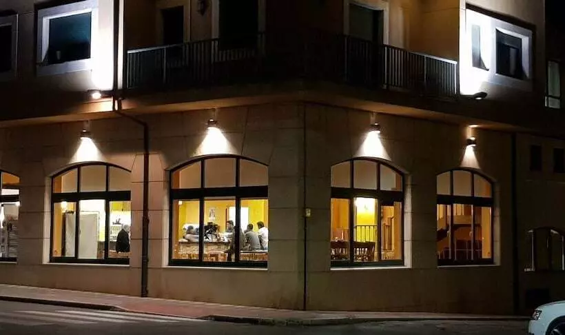 ホテル Spa Puerta Vadinia