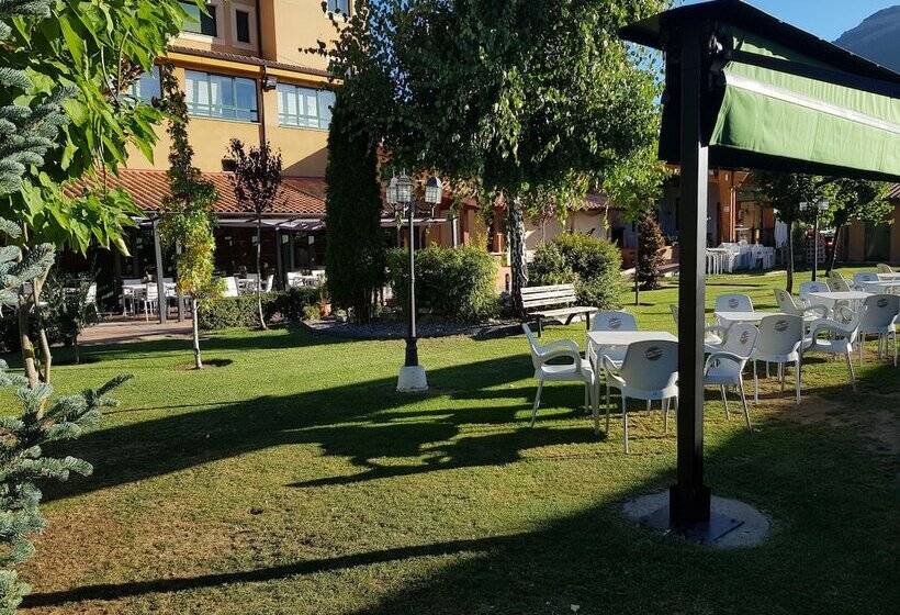 Отель Spa Puerta Vadinia