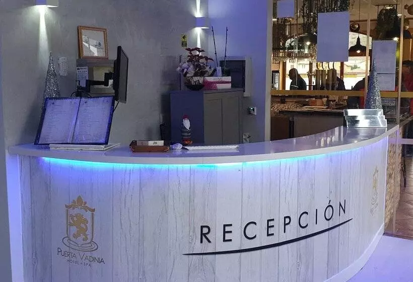 ホテル Spa Puerta Vadinia